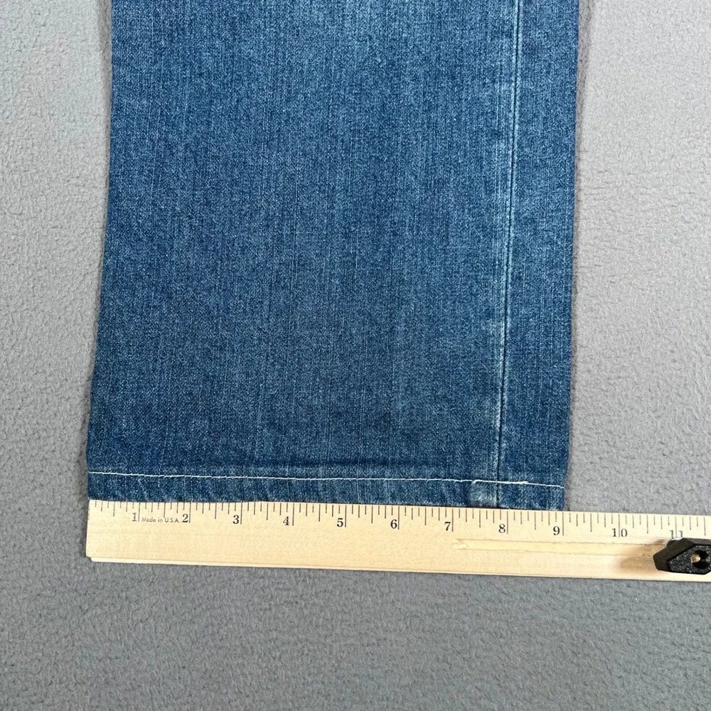 True Religion Jeans Mens Size 36 Straight Leg Denim Blue Made in USA Flap Pocket